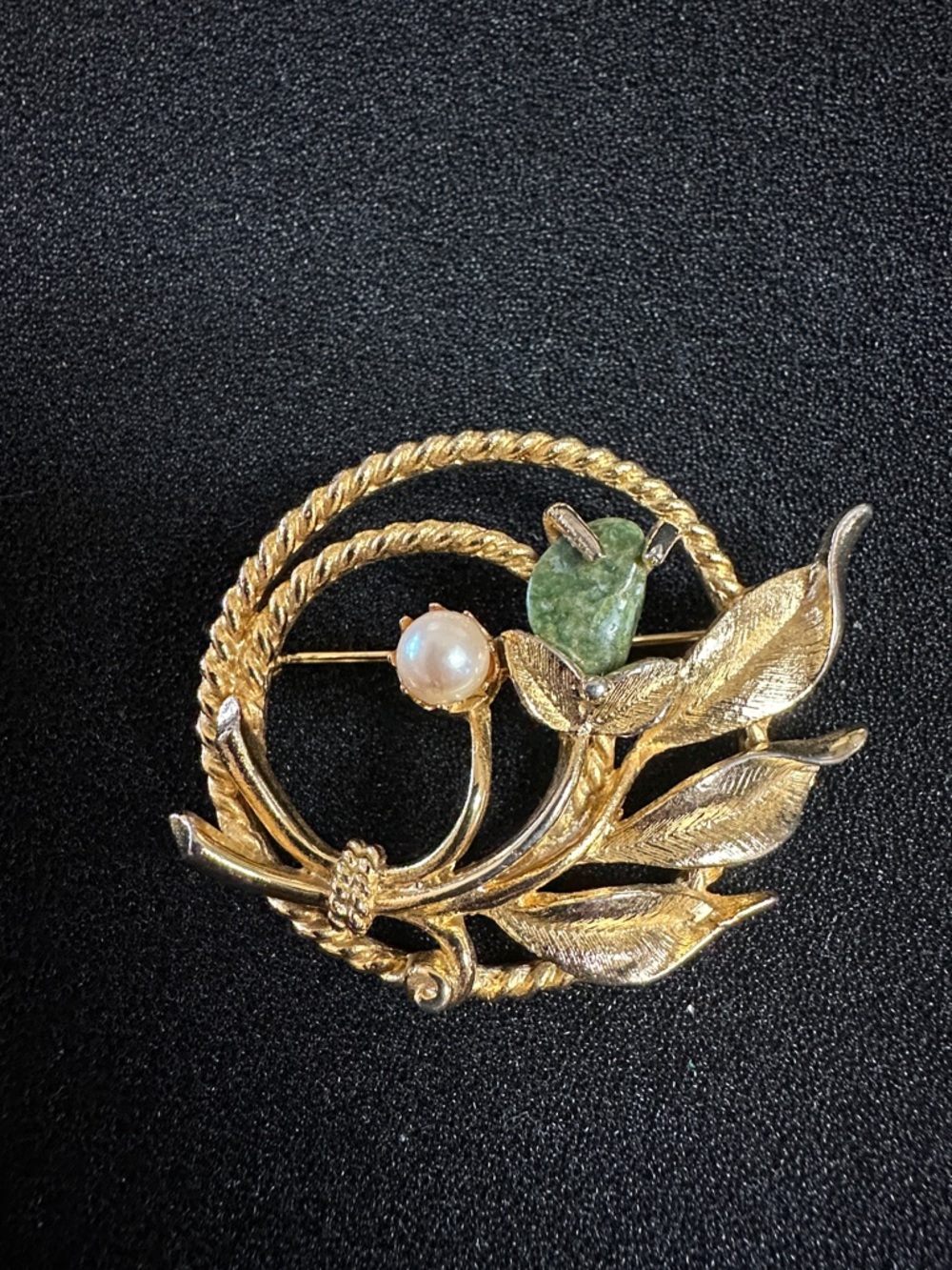 Vintage Sarah Coventry “Jade Garden” Leaf Brooch with Faux Pearl and Green Jade